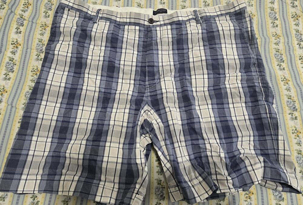 Lands’ End Men’s Size 46 Traditional Fit Plaid Shorts Blue White Cotton